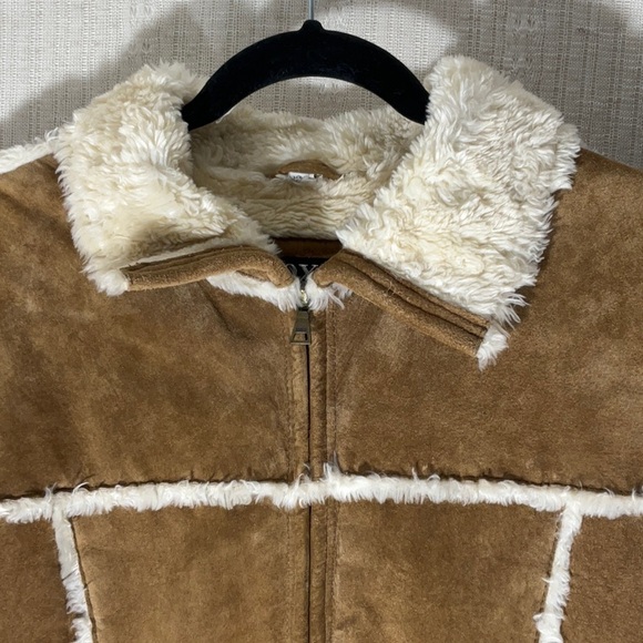 XOXO Suede Sherpa Lined Jacket - Size Medium - Picture 5 of 16